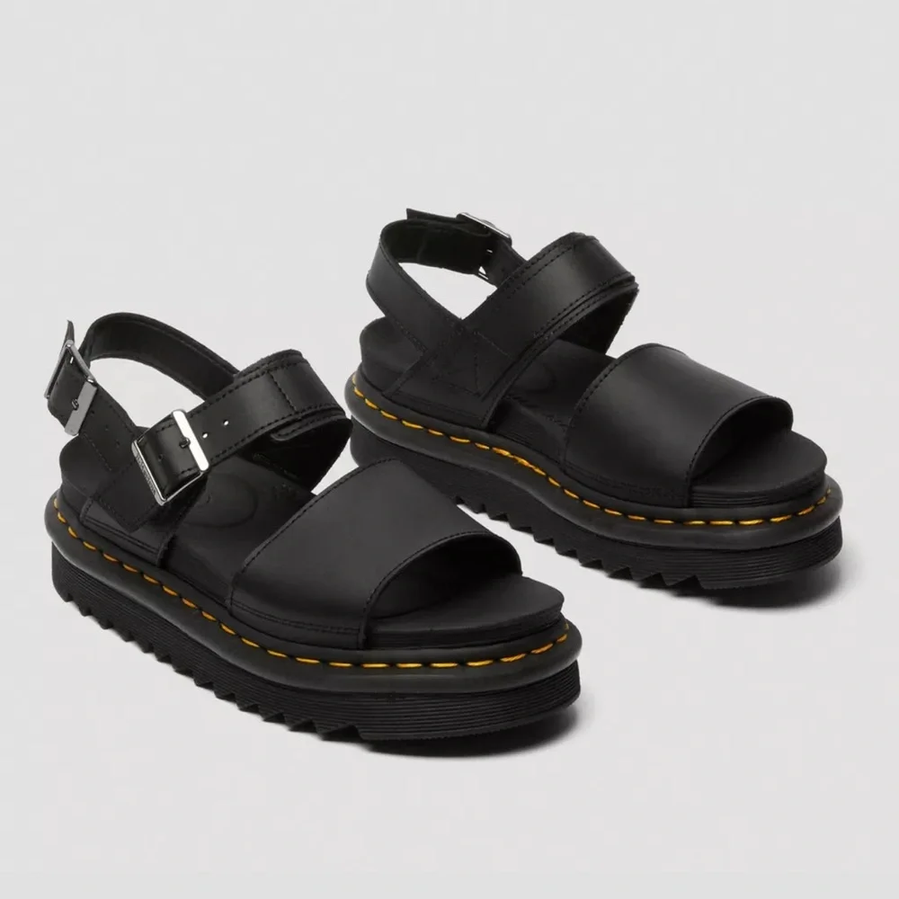 ✨Dr. Martens Voss Leather Strap Sandals - size 11✨ - Picture 2 of 5
